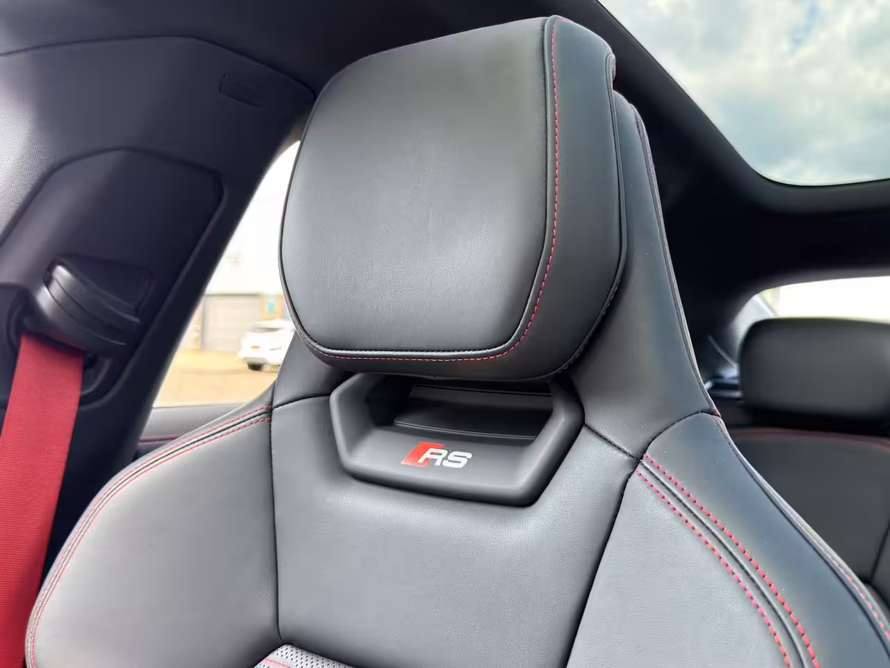 Audi e-tron GT RS 93 kWh | Premium audio installatie | 360° Camera | Voorstoelen met massagefunctie en ge
