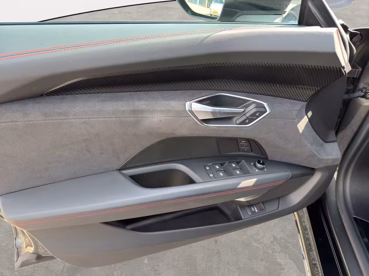 Audi e-tron GT RS 93 kWh | Premium audio installatie | 360° Camera | Voorstoelen met massagefunctie en ge
