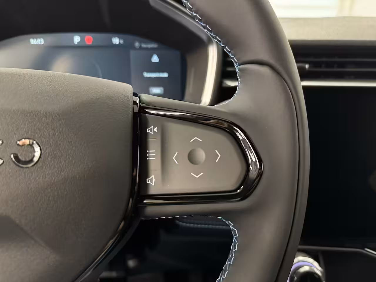 Lynk & Co 01 1.5 | 360 Camera | Panoramadak | Apple Carplay\Android Auto | Cruise control adaptief |