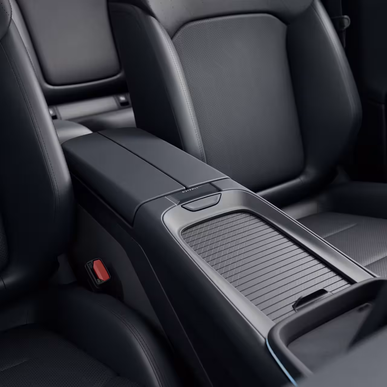 Lynk & Co 08 1.5 Business Edition | 11 kW lader | Alarmsysteem | Apple Carplay/Android Auto|telefoonint