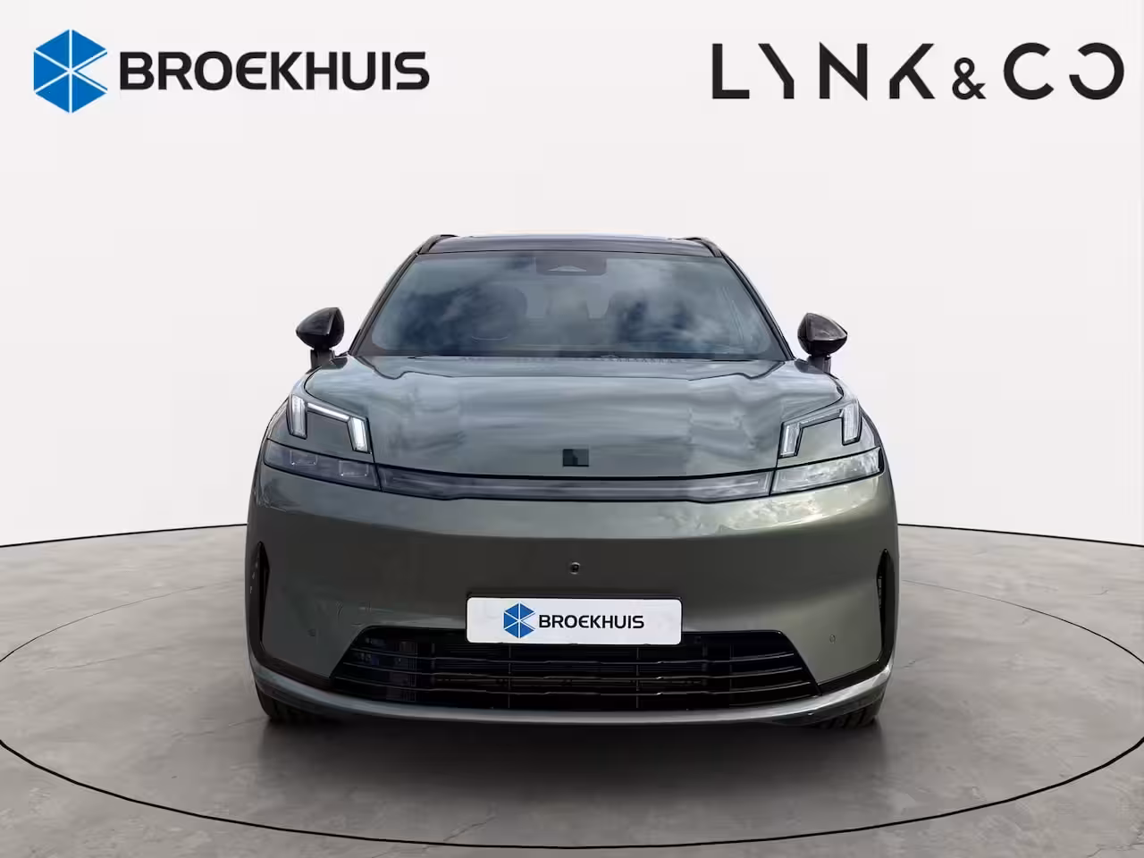Lynk & Co 08 1.5 More | Zwarte velgen | Stoelmassage+ventilatie | 360 Camera | Panoramadak | Apple Carp