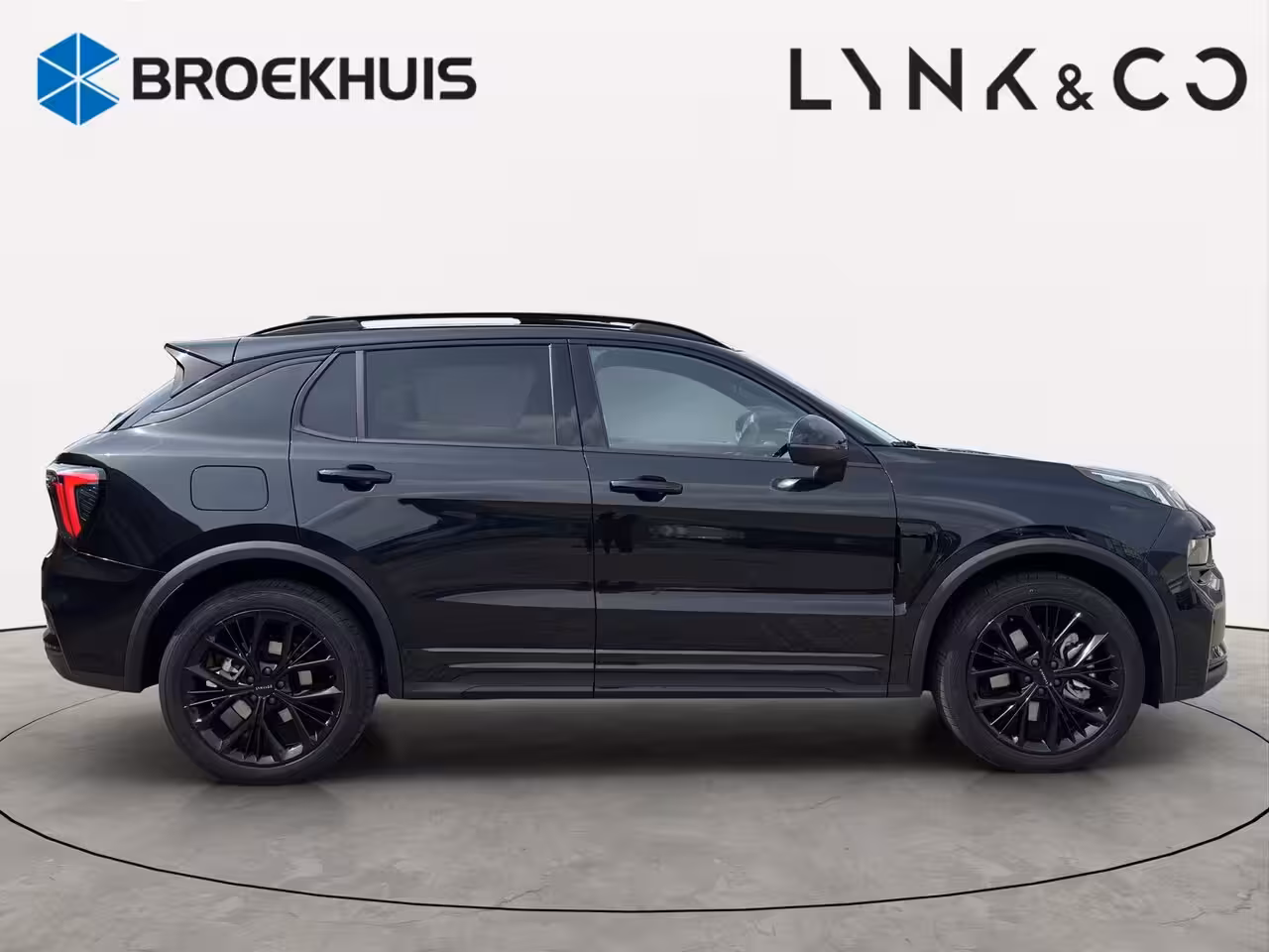 Lynk & Co 01 More | Alarmsysteem | Apple Carplay/Android Auto|telefoonintegratie premium | Audio instal