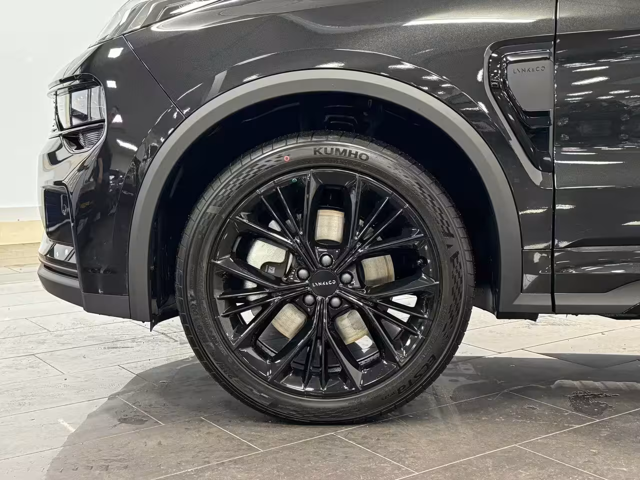 Lynk & Co 01 More | Alarmsysteem | Apple Carplay/Android Auto|telefoonintegratie premium | Audio instal