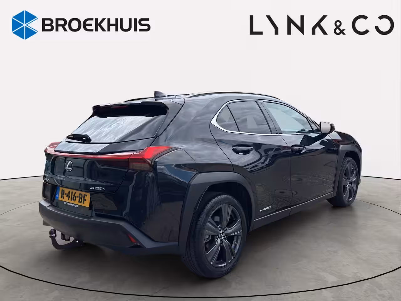 Lexus UX 250h Executive Line | Trekhaak | Stoelverwarming | Cruise control | Achteruitrij