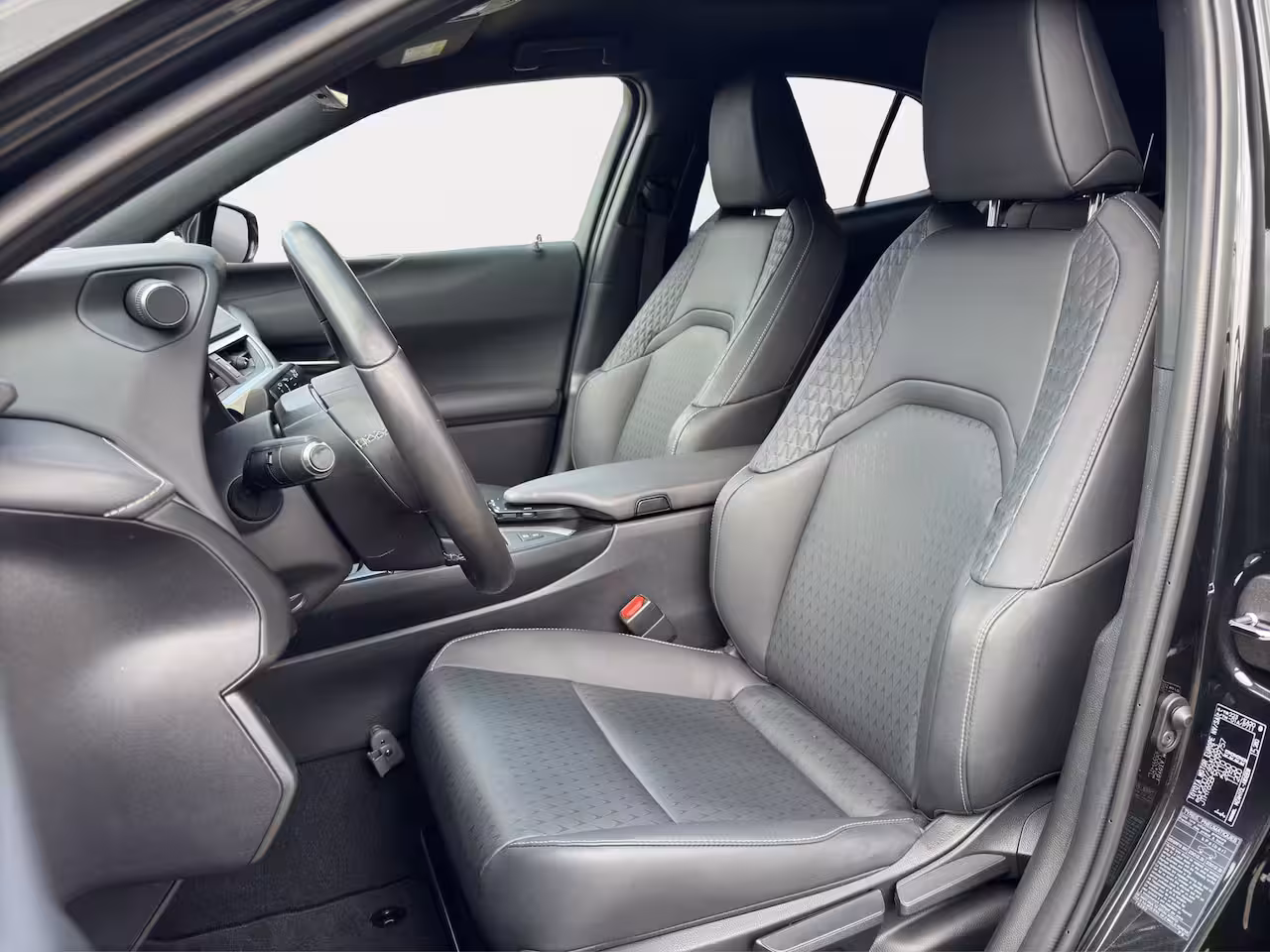 Lexus UX 250h Executive Line | Trekhaak | Stoelverwarming | Cruise control | Achteruitrij