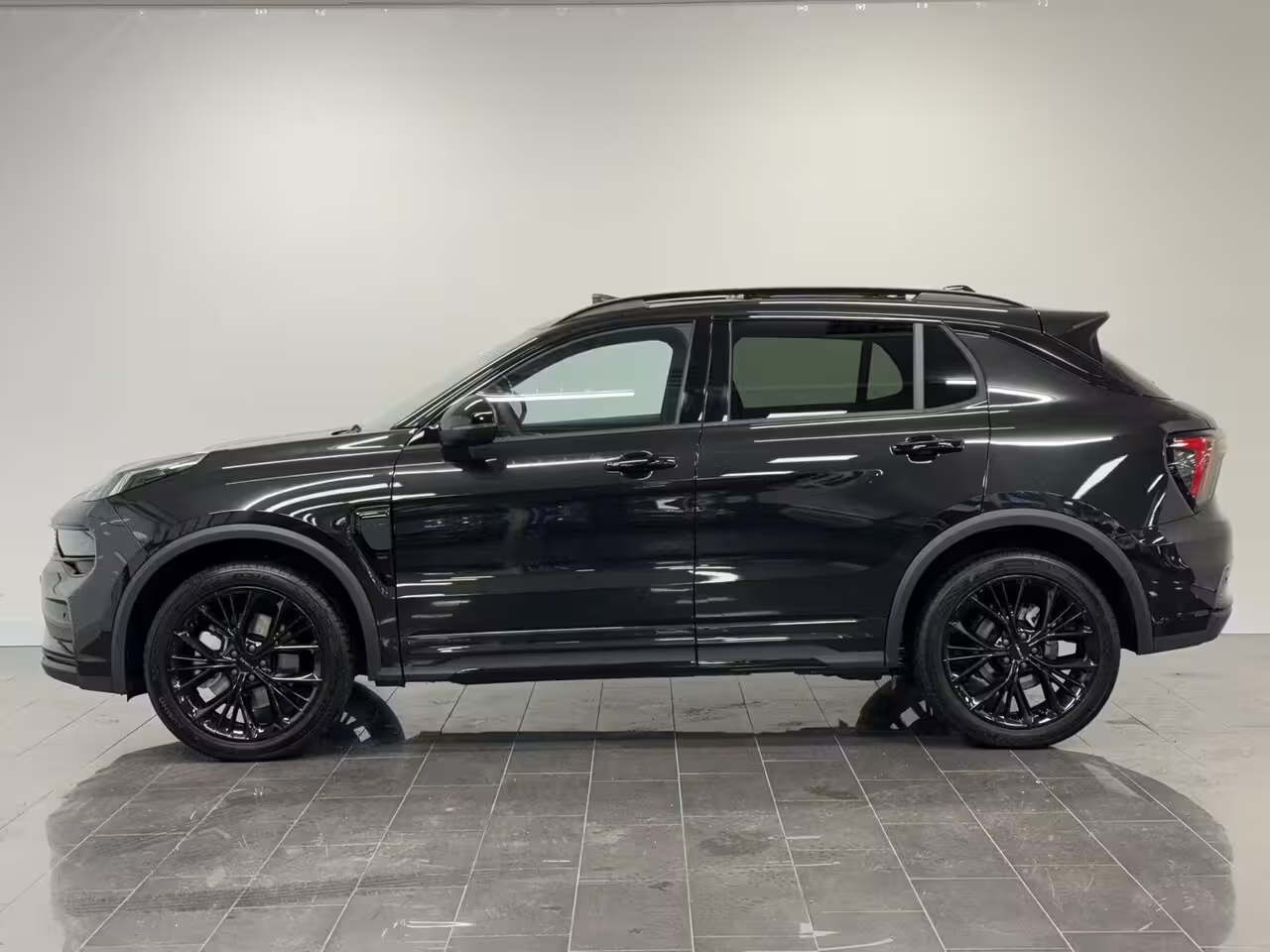 Lynk & Co 01 1.5 More | Alarmsysteem | Apple Carplay/Android Auto|telefoonintegratie premium | Audio in