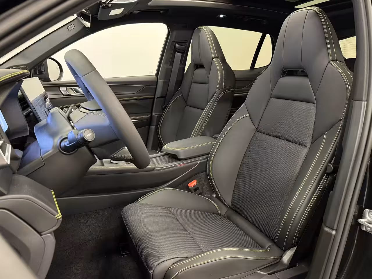 Lynk & Co 01 1.5 More | Alarmsysteem | Apple Carplay/Android Auto|telefoonintegratie premium | Audio in