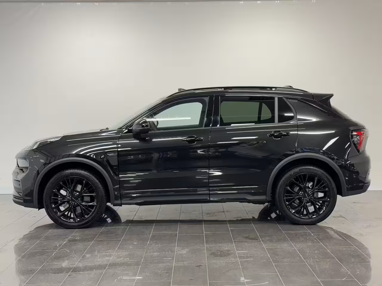 Lynk & Co 01 1.5 More | Alarmsysteem | Apple Carplay/Android Auto|telefoonintegratie premium | Audio in