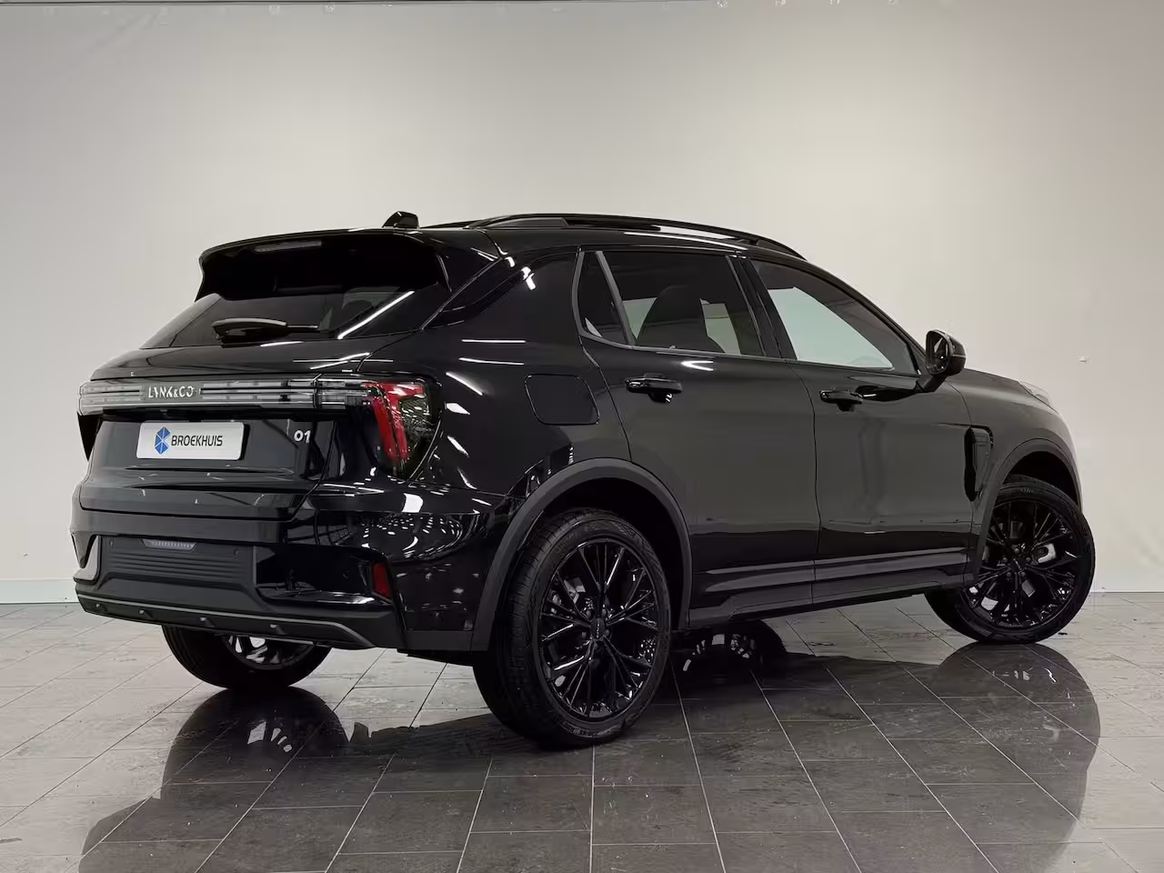 Lynk & Co 01 1.5 More | Alarmsysteem | Apple Carplay/Android Auto|telefoonintegratie premium | Audio in