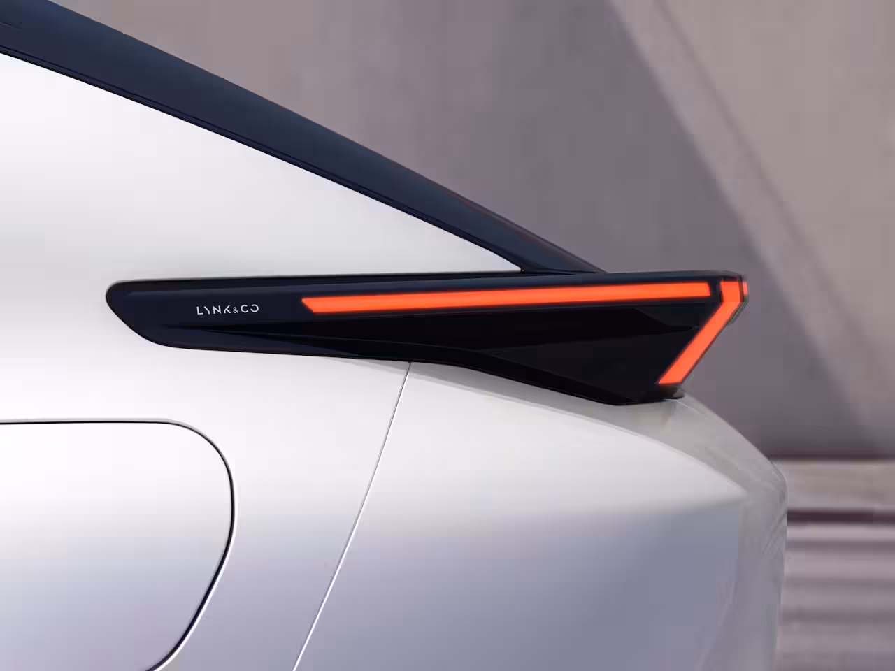 Lynk & Co 02 Core 66 kWh | 11 kW lader | Achteruitrijcamera | Alarmsysteem