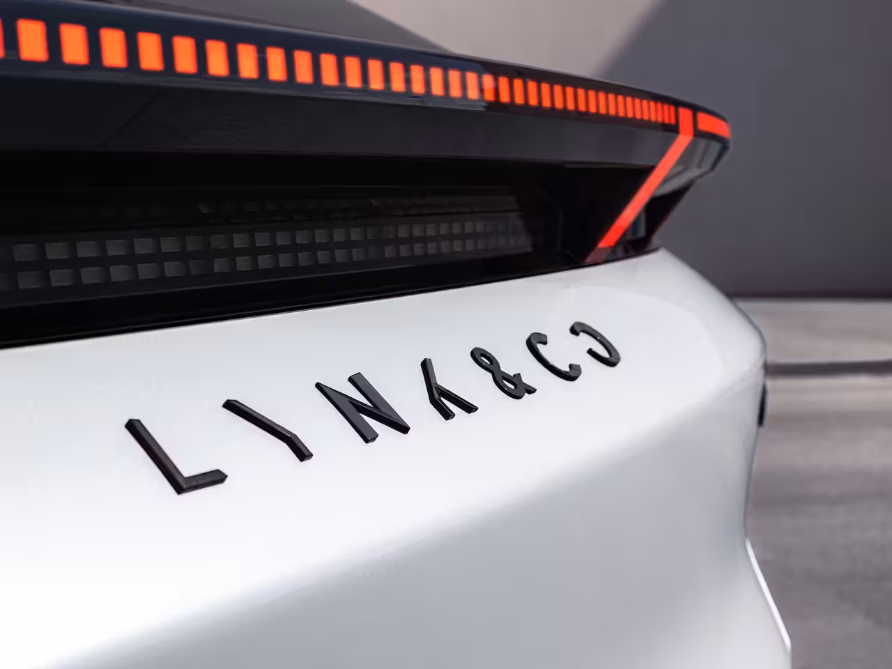 Lynk & Co 02 Core 66 kWh | 11 kW lader | Achteruitrijcamera | Alarmsysteem