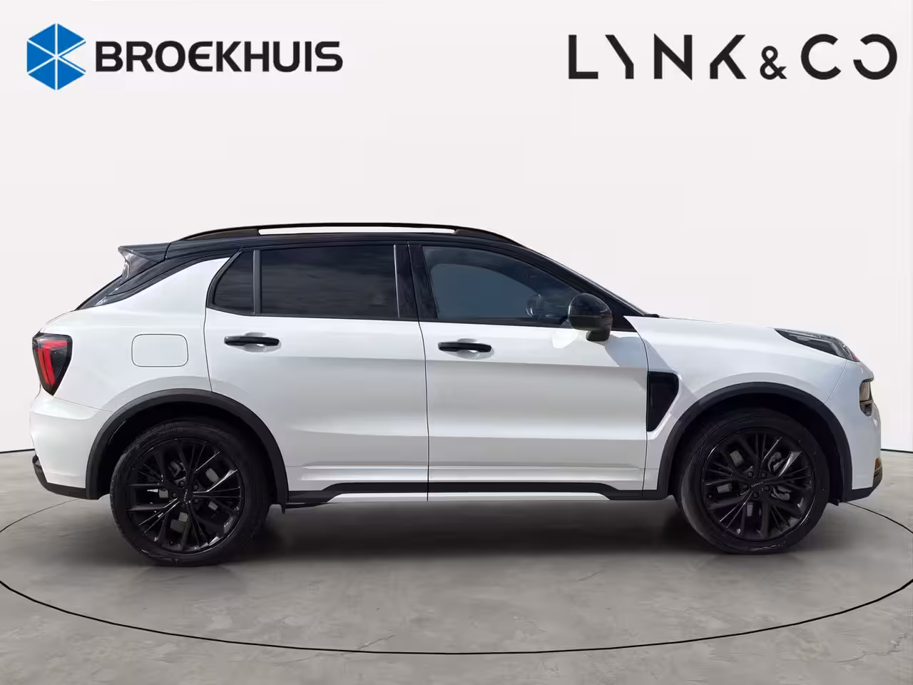 Lynk & Co 01 1.5 More | 360 Camera | Premium audio | Panoramadak | Panoramadak |
