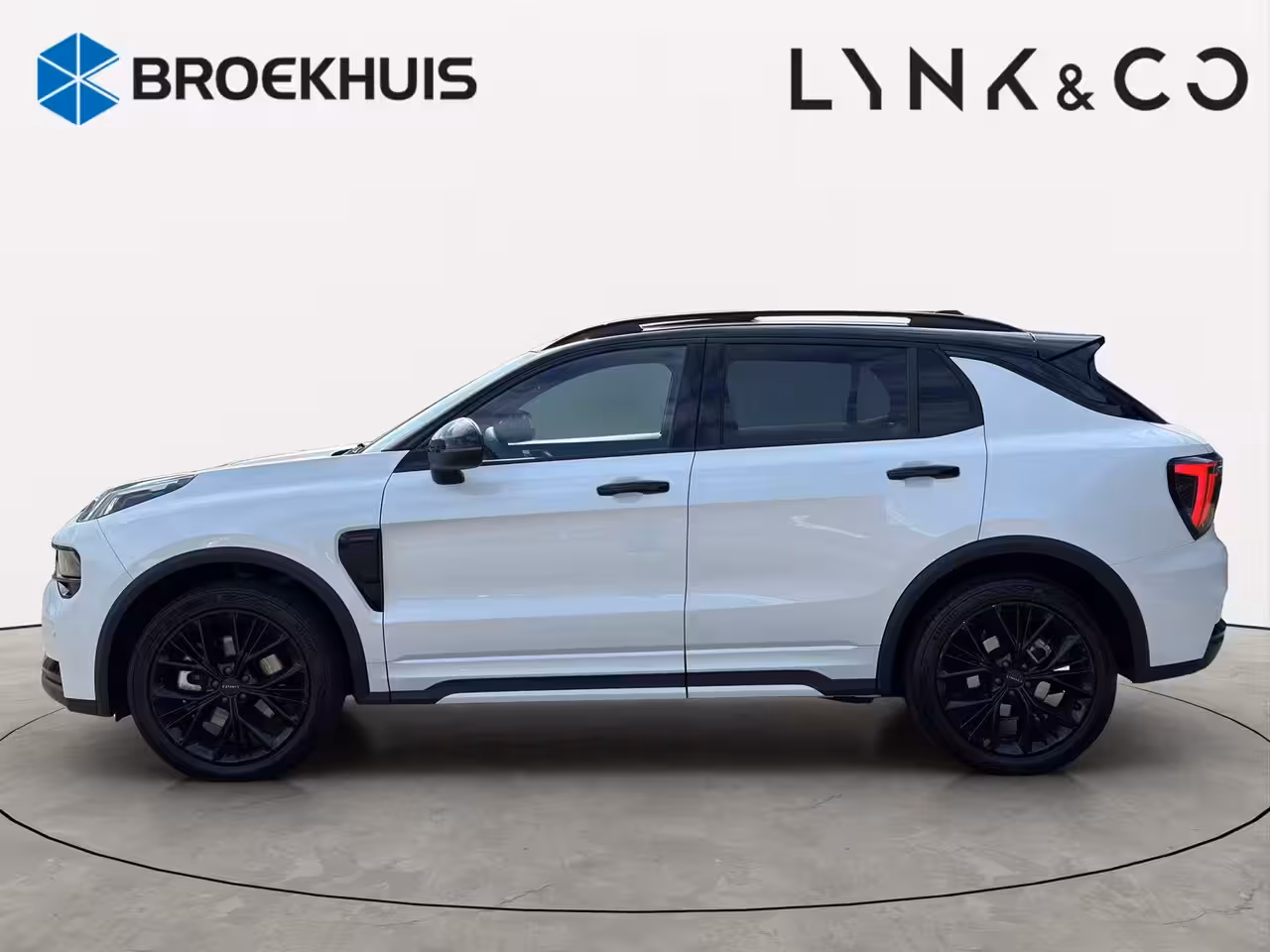Lynk & Co 01 1.5 More | 360 Camera | Premium audio | Panoramadak | Panoramadak |