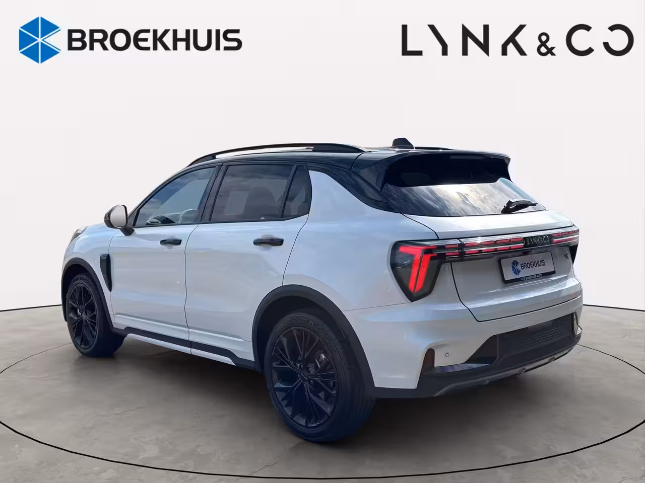 Lynk & Co 01 1.5 More | 360 Camera | Premium audio | Panoramadak | Panoramadak |