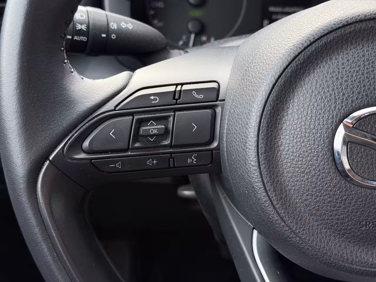 Mazda 2 Hybrid 1.5 Centre-line | Apple Carplay/Android Auto | Achteruitrijcamera | Verwarmde voorstoelen