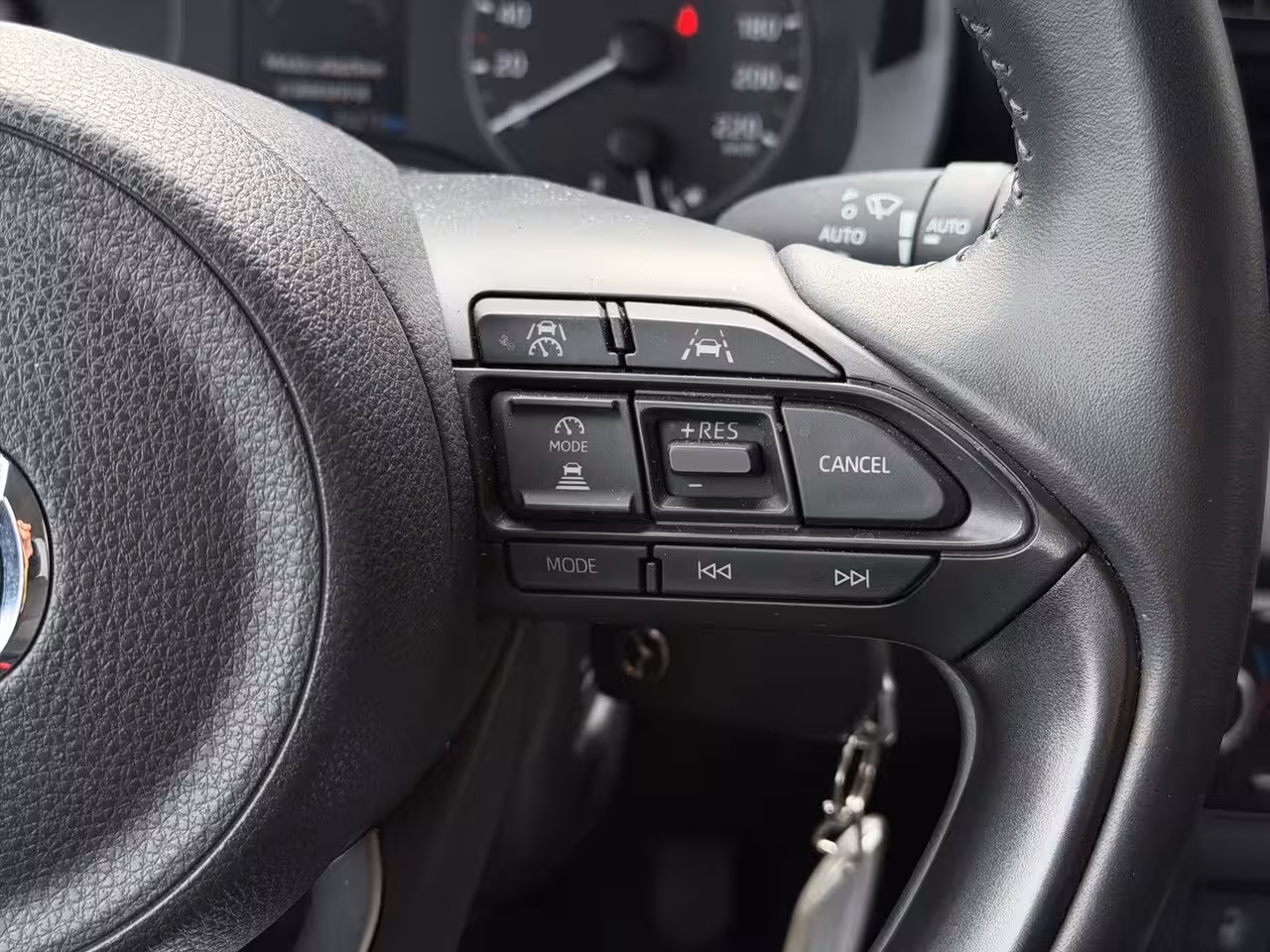 Mazda 2 Hybrid 1.5 Centre-line | Apple Carplay/Android Auto | Achteruitrijcamera | Verwarmde voorstoelen