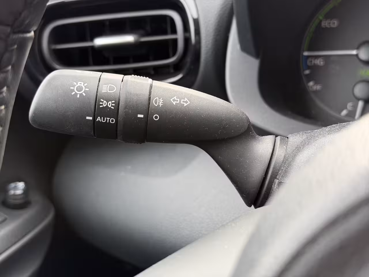 Mazda 2 Hybrid 1.5 Centre-line | Apple Carplay/Android Auto | Achteruitrijcamera | Verwarmde voorstoelen