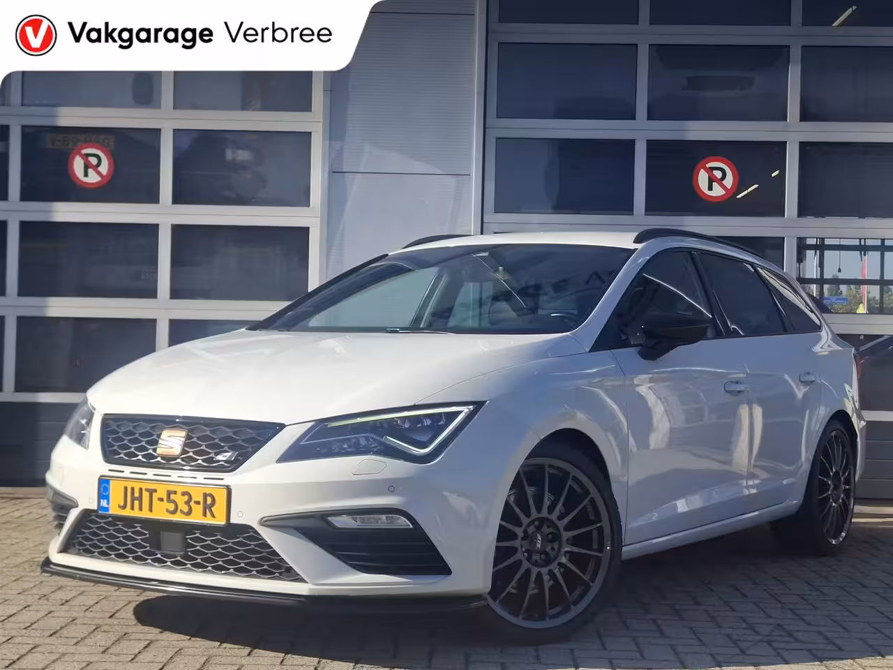 Seat Leon ST 2.0 TSI CUPRA | 290PK | Navigatie/Android/Apple Carplay | Stoelverwarming | PDC V+A | Crui