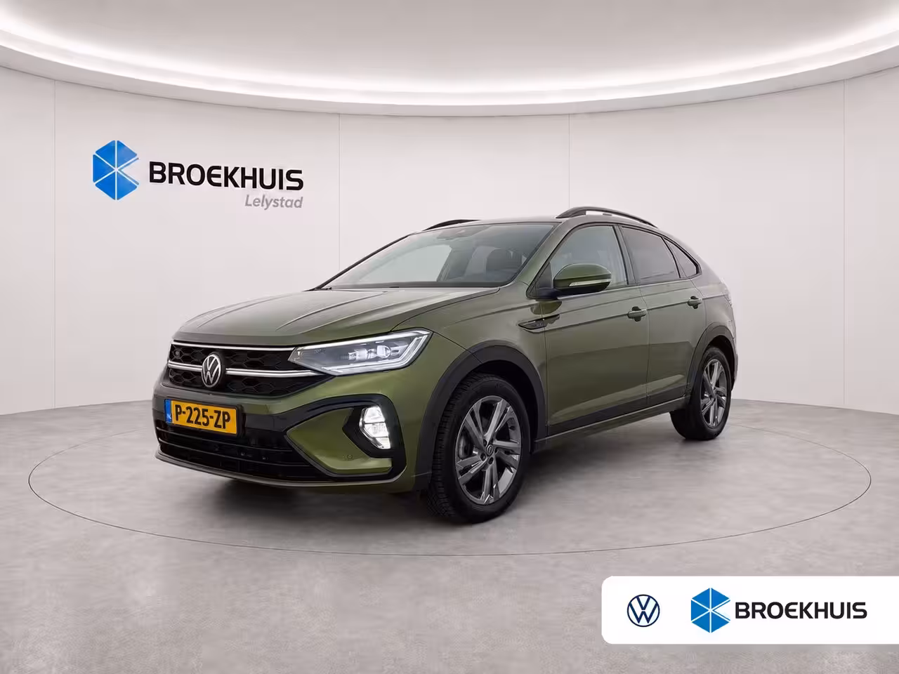 Volkswagen Taigo 1.5 TSI 150PK R-LINE BUSINESS AUTOMAAT / NAVI / CLIMA / FULL-LED / PDC / 17" LMV / AFN. TR