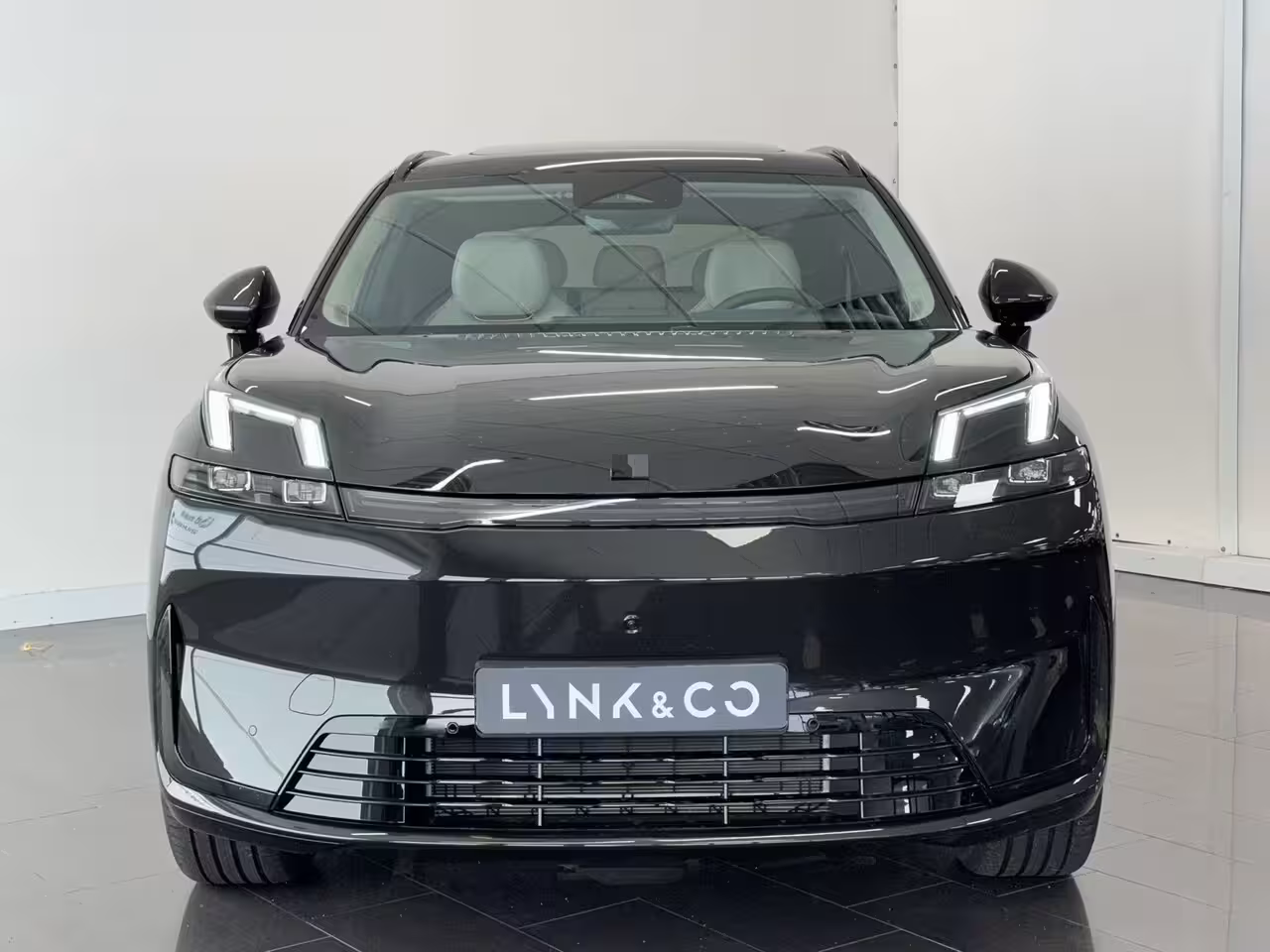 Lynk & Co 08 1.5 More | Achterbank verwarmd | Afwijkende dakkleur | Airco separaat achter