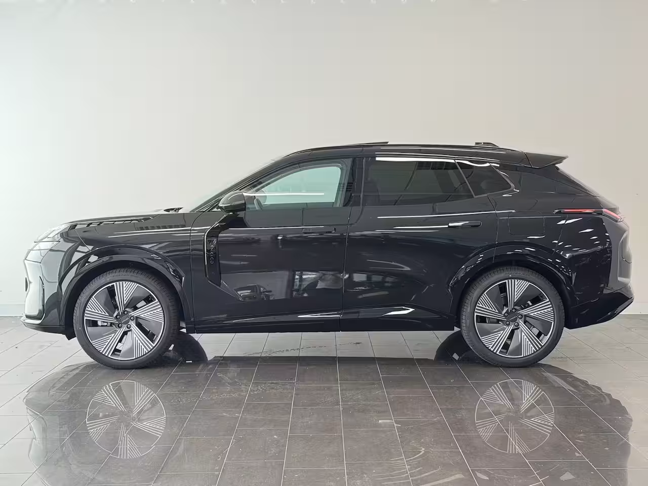 Lynk & Co 08 1.5 More | Achterbank verwarmd | Afwijkende dakkleur | Airco separaat achter