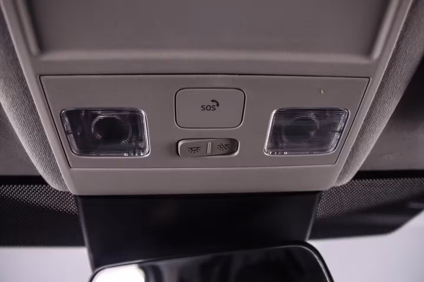 Volkswagen Transporter 2.5 233pk Automaat PHEV L2 Bulli | 2x Schuifdeur | LED Matrix koplampen | Wegklapbare Trek