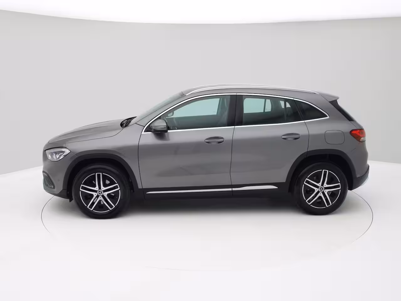 Mercedes-Benz GLA-Klasse 250 e Progressive Camera, Carplay, Sfeerverlichting