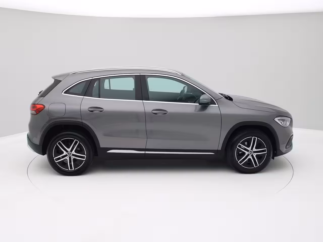 Mercedes-Benz GLA-Klasse 250 e Progressive Camera, Carplay, Sfeerverlichting