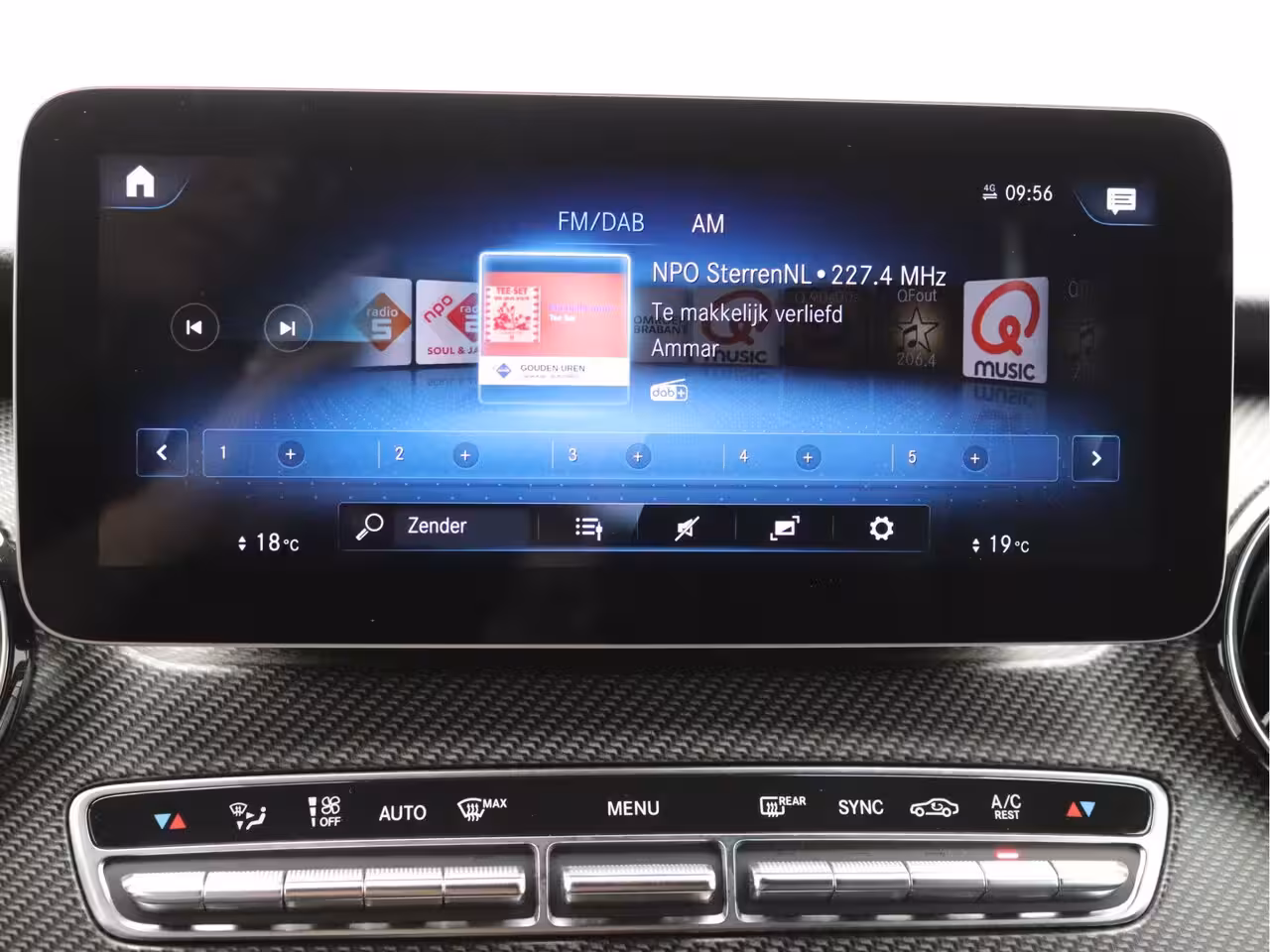 Mercedes-Benz V-klasse 300d Extra Lang DC AMG Memory, Distronic, Trekhaak, Burmester
