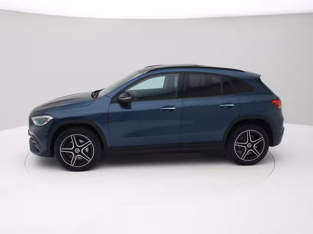 Mercedes-Benz GLA-Klasse 250 e AMG Pano, Memory, Distronic, Camera