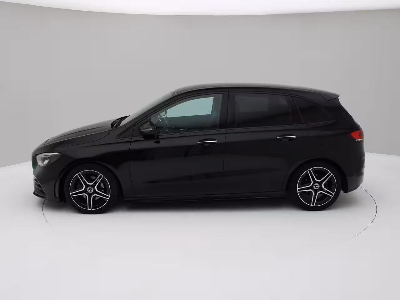 Mercedes-Benz B-klasse 180 AMG Sfeerverlichting, Stoelverwarming, Cruisecontrol