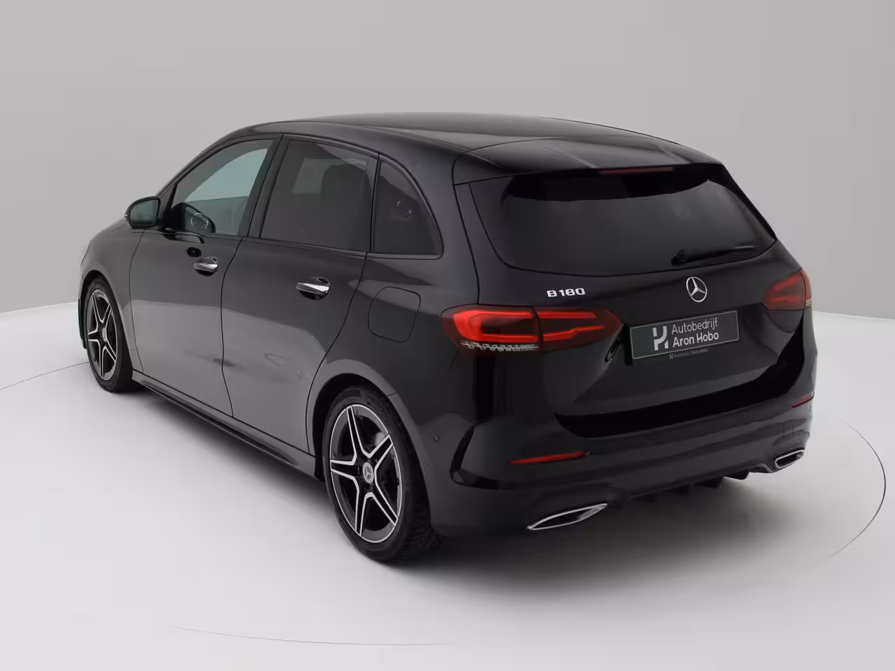 Mercedes-Benz B-klasse 180 AMG Sfeerverlichting, Stoelverwarming, Cruisecontrol