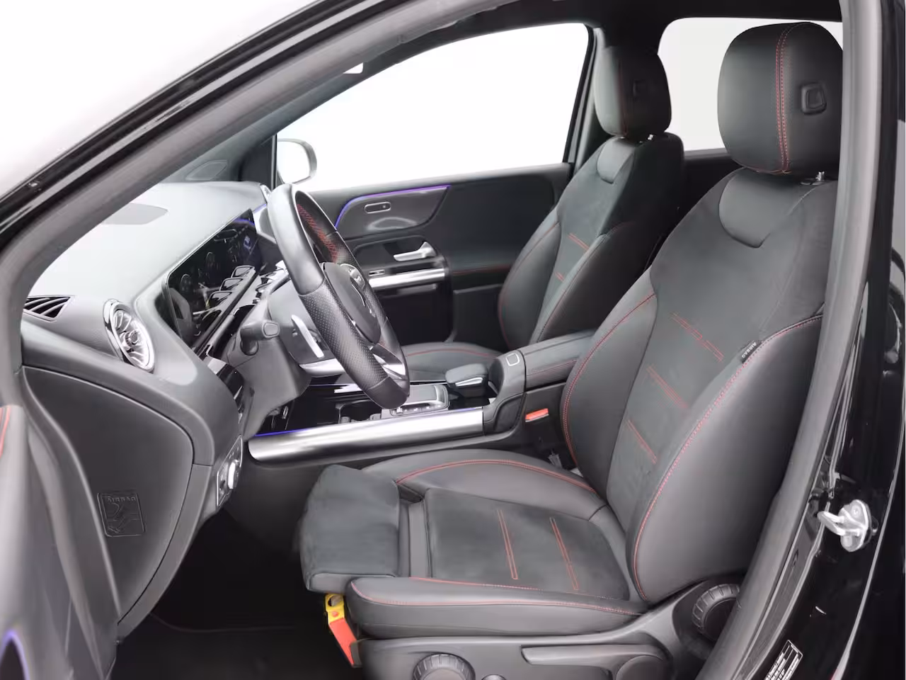 Mercedes-Benz B-klasse 180 AMG Sfeerverlichting, Stoelverwarming, Cruisecontrol