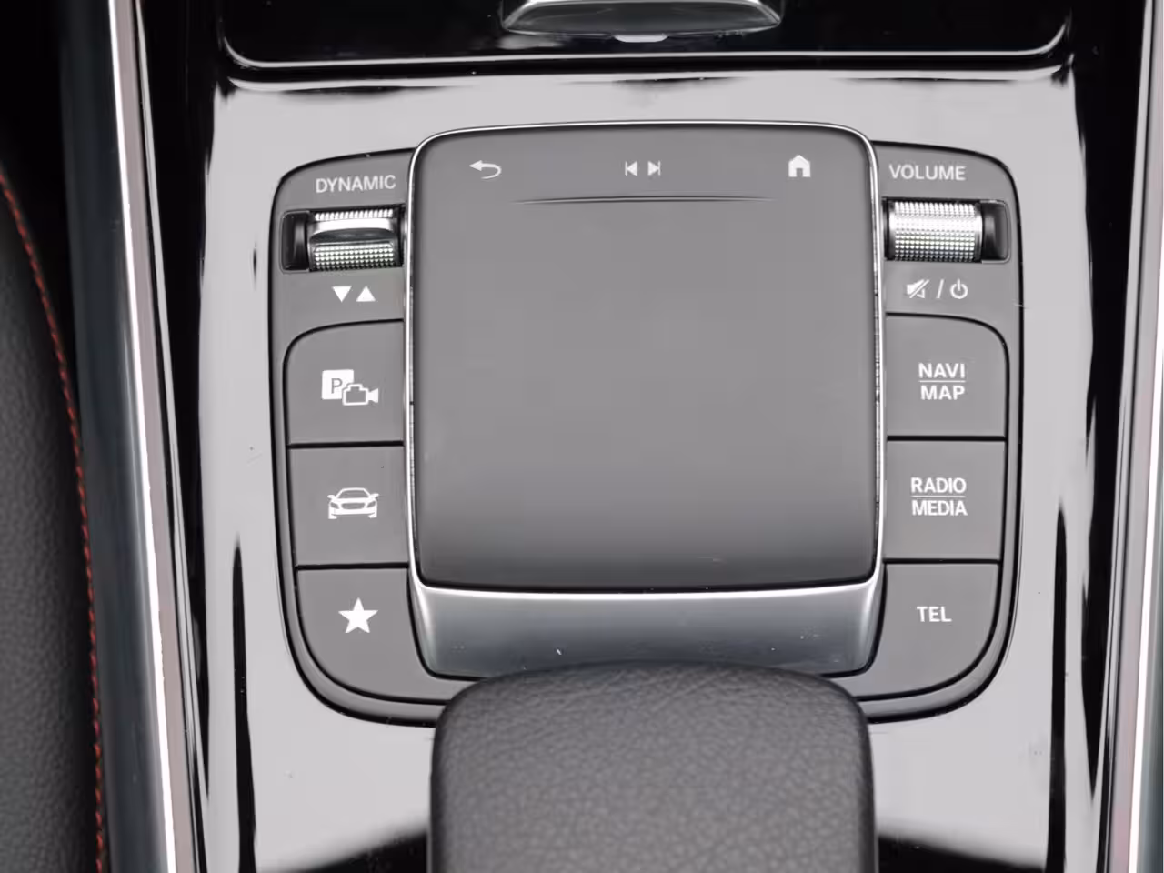 Mercedes-Benz B-klasse 180 AMG Sfeerverlichting, Stoelverwarming, Cruisecontrol