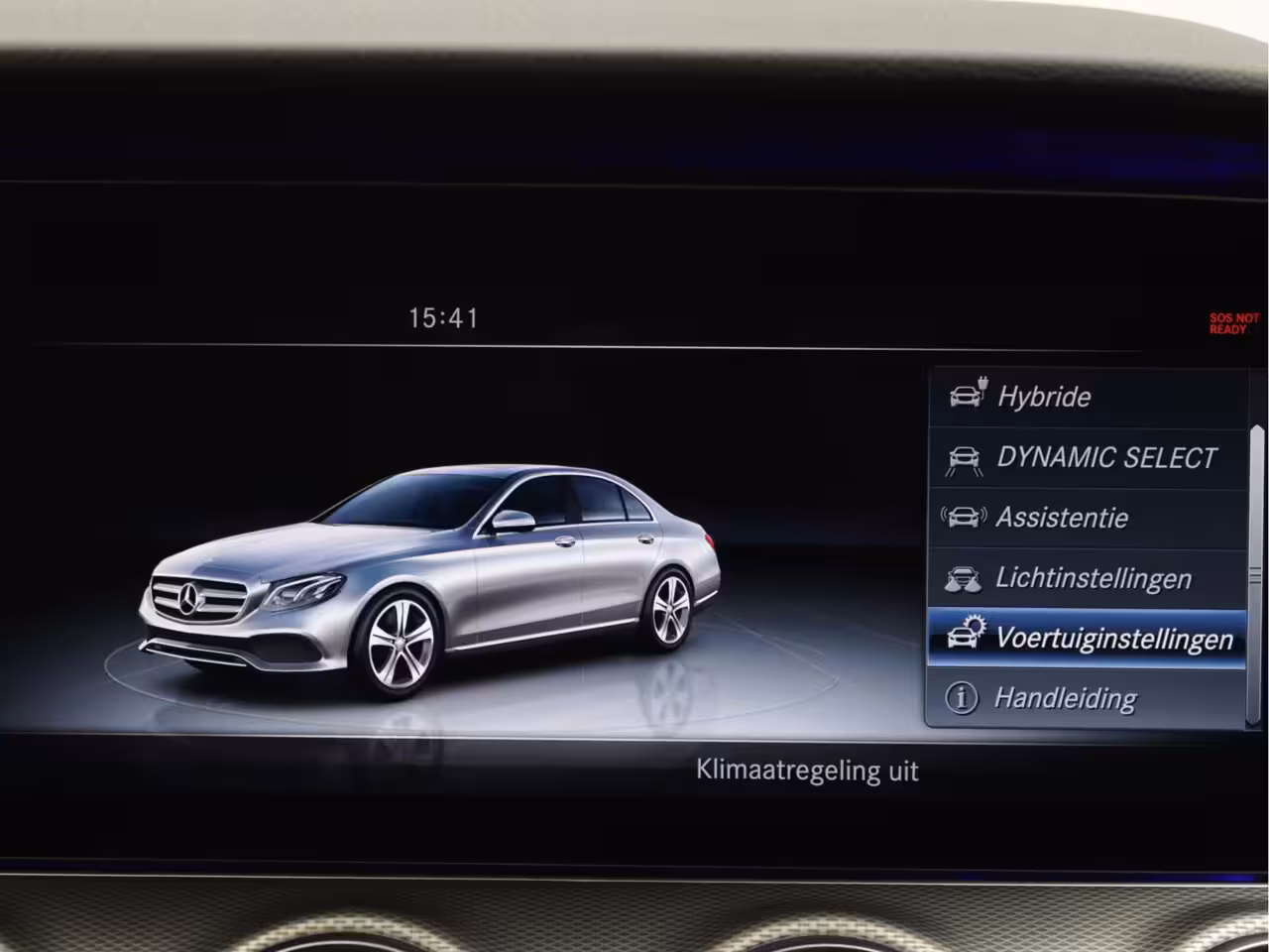 Mercedes-Benz E-klasse 350e Avantgarde AIRMATIC, Widescreen, 360° Camera, Sfeerverlichting