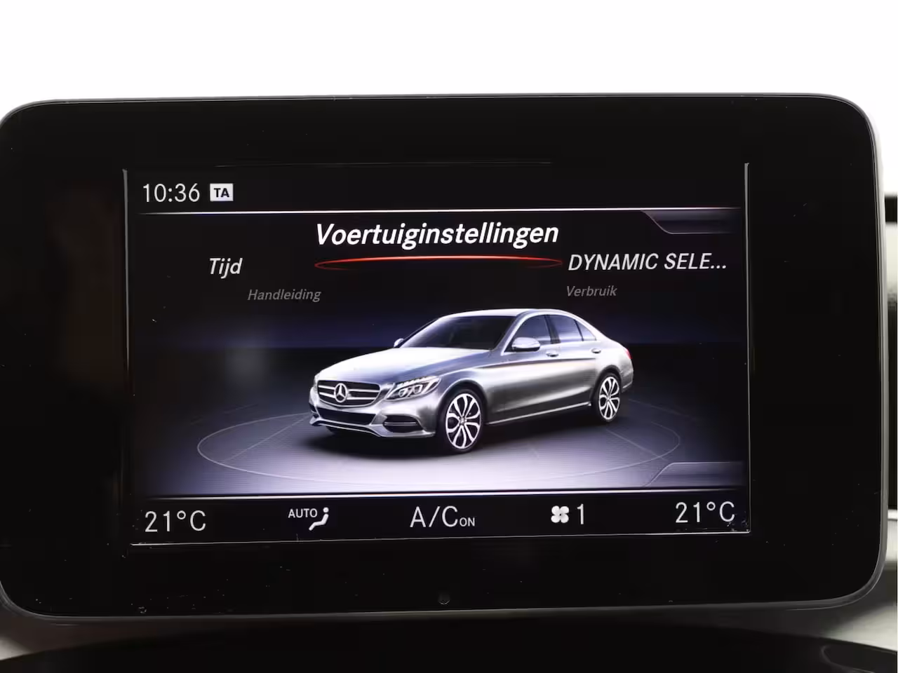 Mercedes-Benz C-klasse 180 AMG Airco, Cruisecontrol, Stoelverwarming