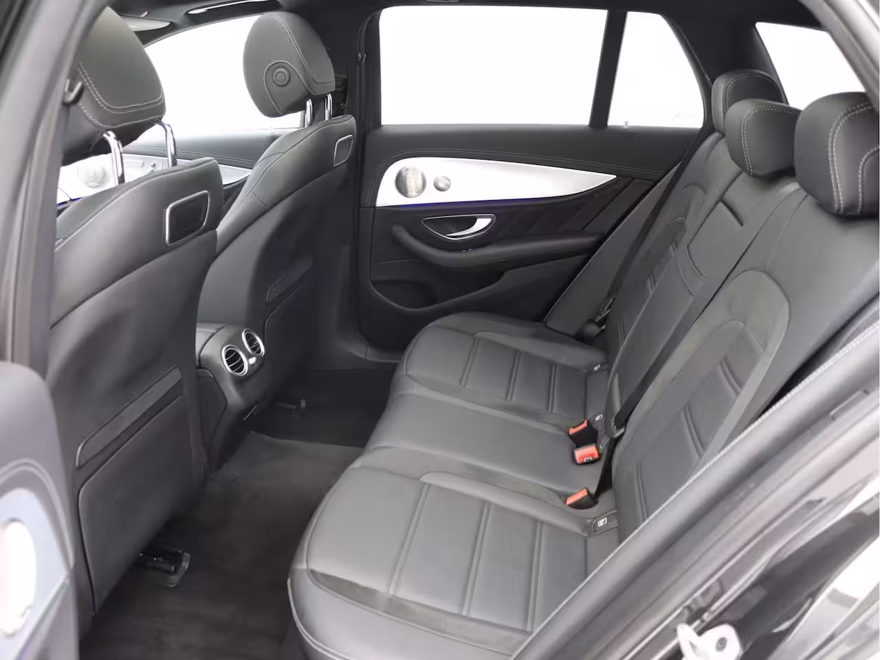 Mercedes-Benz E-klasse Estate AMG 53 4MATIC Pano, Airmatic, Distronic, Trekhaak, Massage