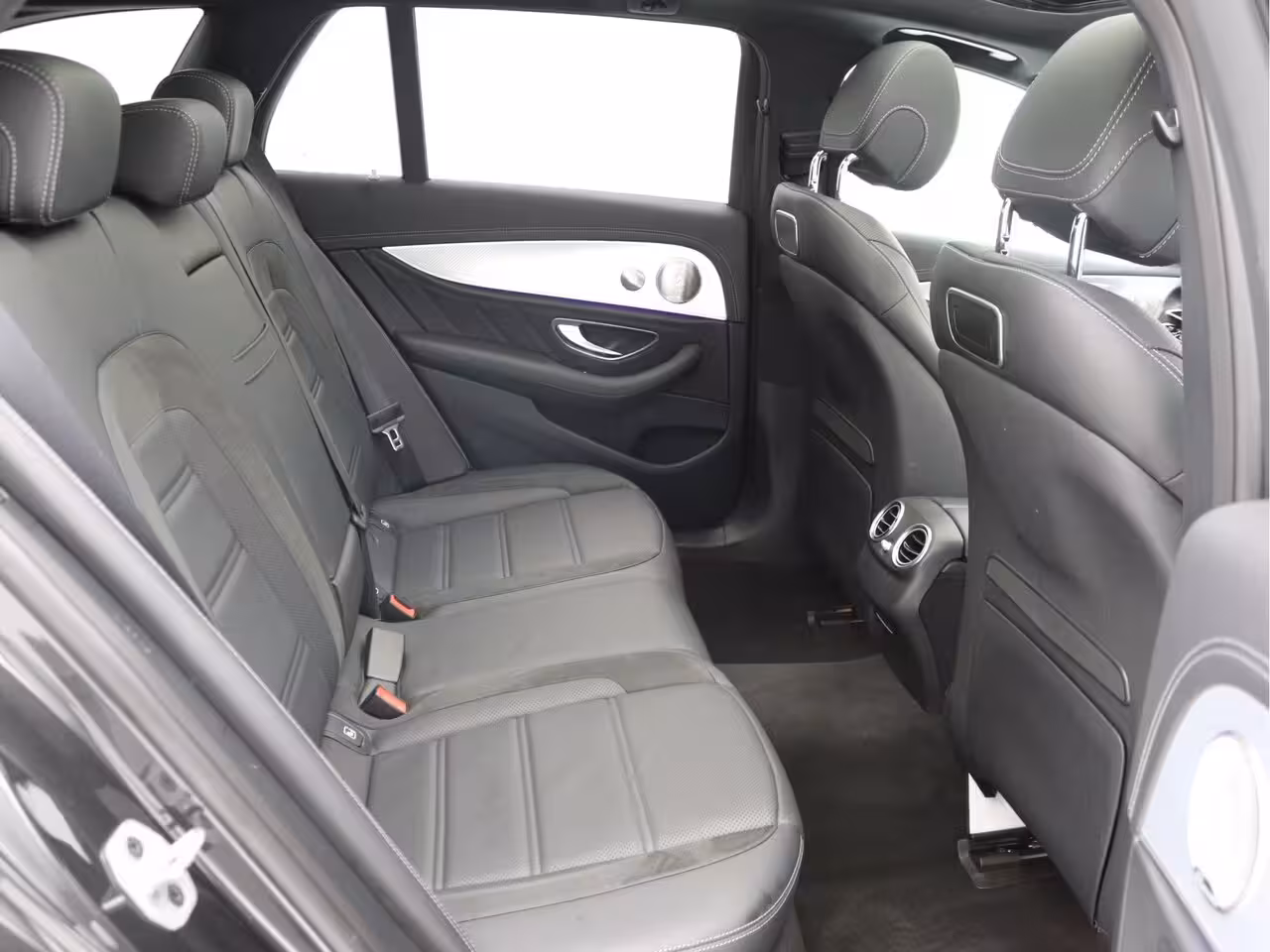 Mercedes-Benz E-klasse Estate AMG 53 4MATIC Pano, Airmatic, Distronic, Trekhaak, Massage