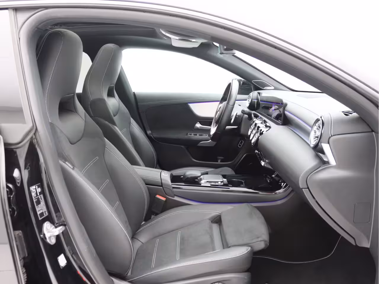Mercedes-Benz CLA-klasse Shooting Brake 250 e AMG Pano, Distronic, Camera, Burmester
