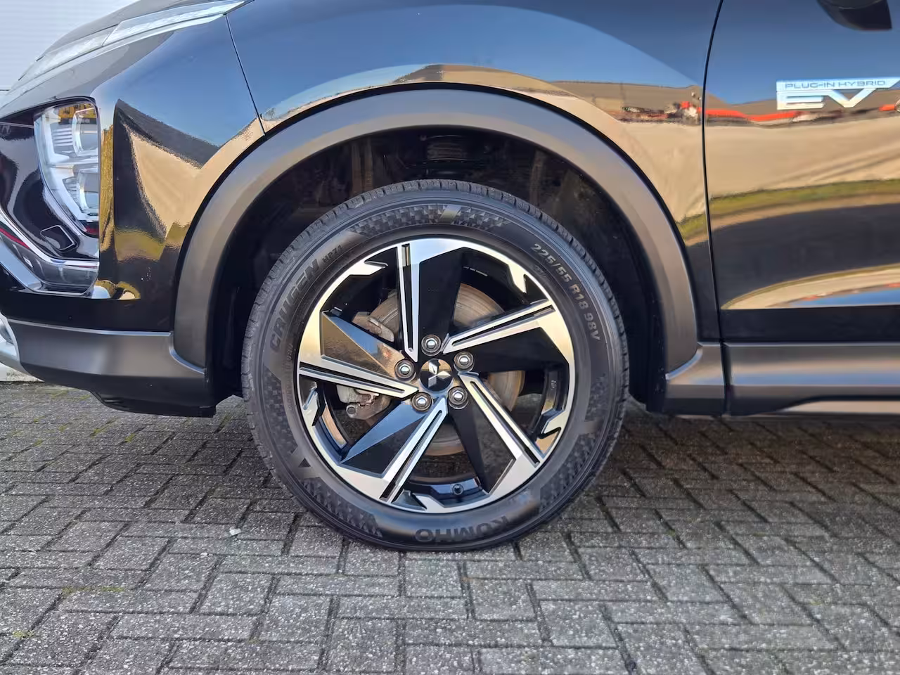 Mitsubishi Eclipse Cross 2.4 PHEV Intense+ Apple Carplay/Android Auto / Cruise control / Achteruitrijcamera / keyle