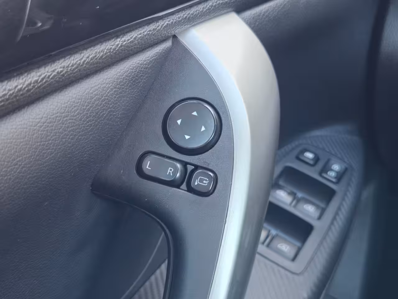 Mitsubishi Eclipse Cross 2.4 PHEV Intense+ Apple Carplay/Android Auto / Cruise control / Achteruitrijcamera / keyle