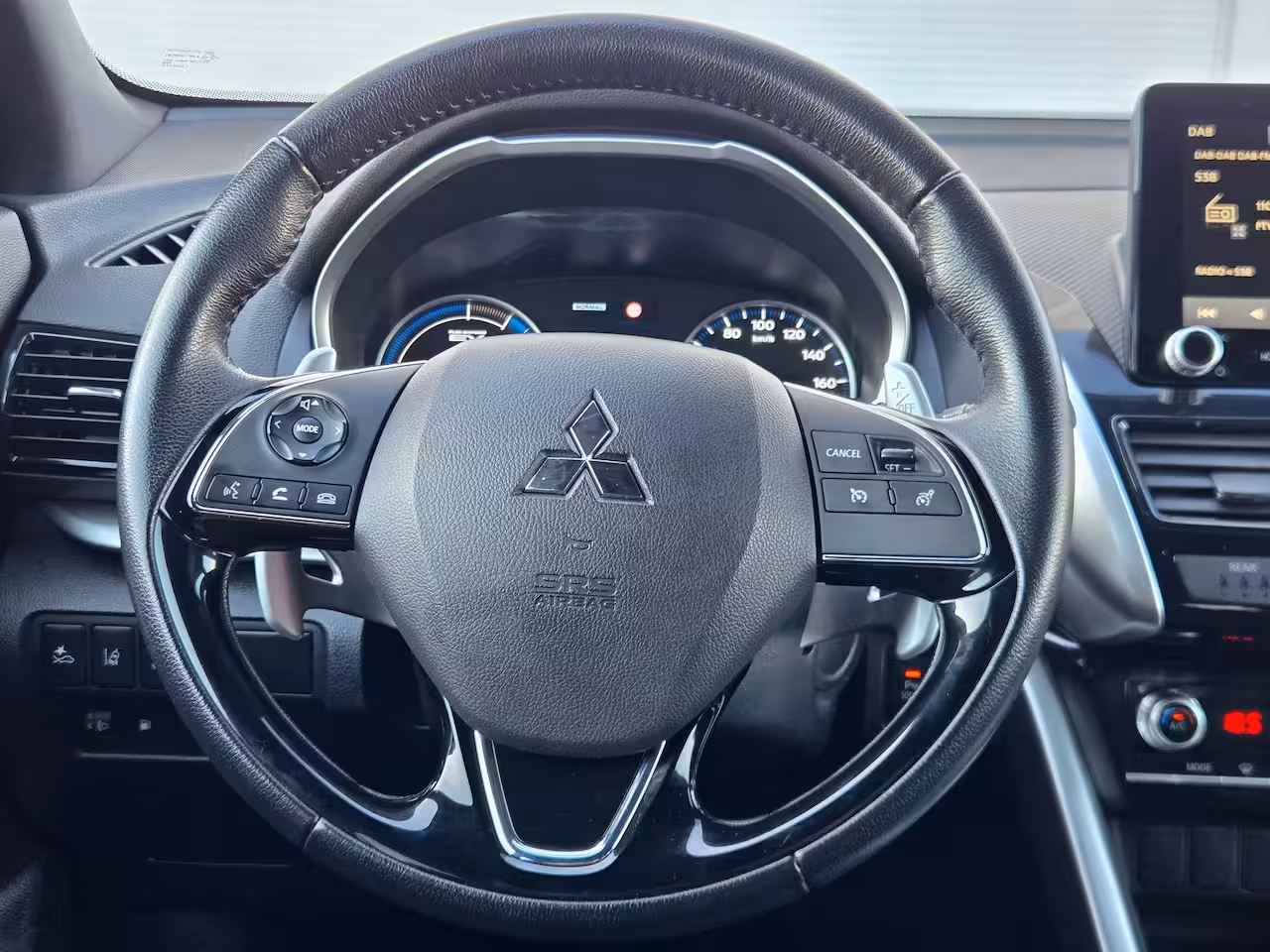 Mitsubishi Eclipse Cross 2.4 PHEV Intense+ Apple Carplay/Android Auto / Cruise control / Achteruitrijcamera / keyle