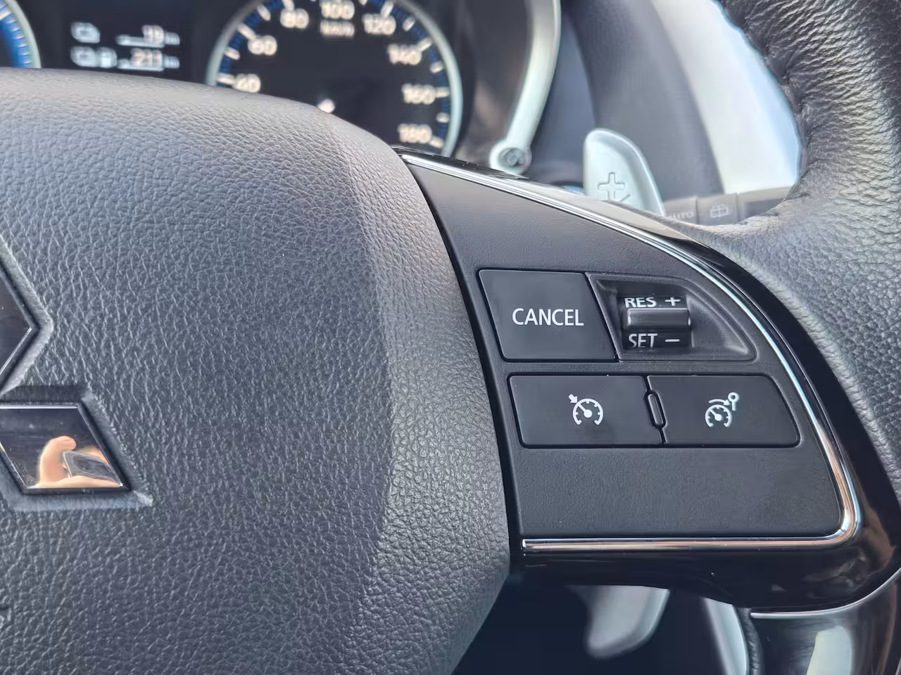 Mitsubishi Eclipse Cross 2.4 PHEV Intense+ Apple Carplay/Android Auto / Cruise control / Achteruitrijcamera / keyle