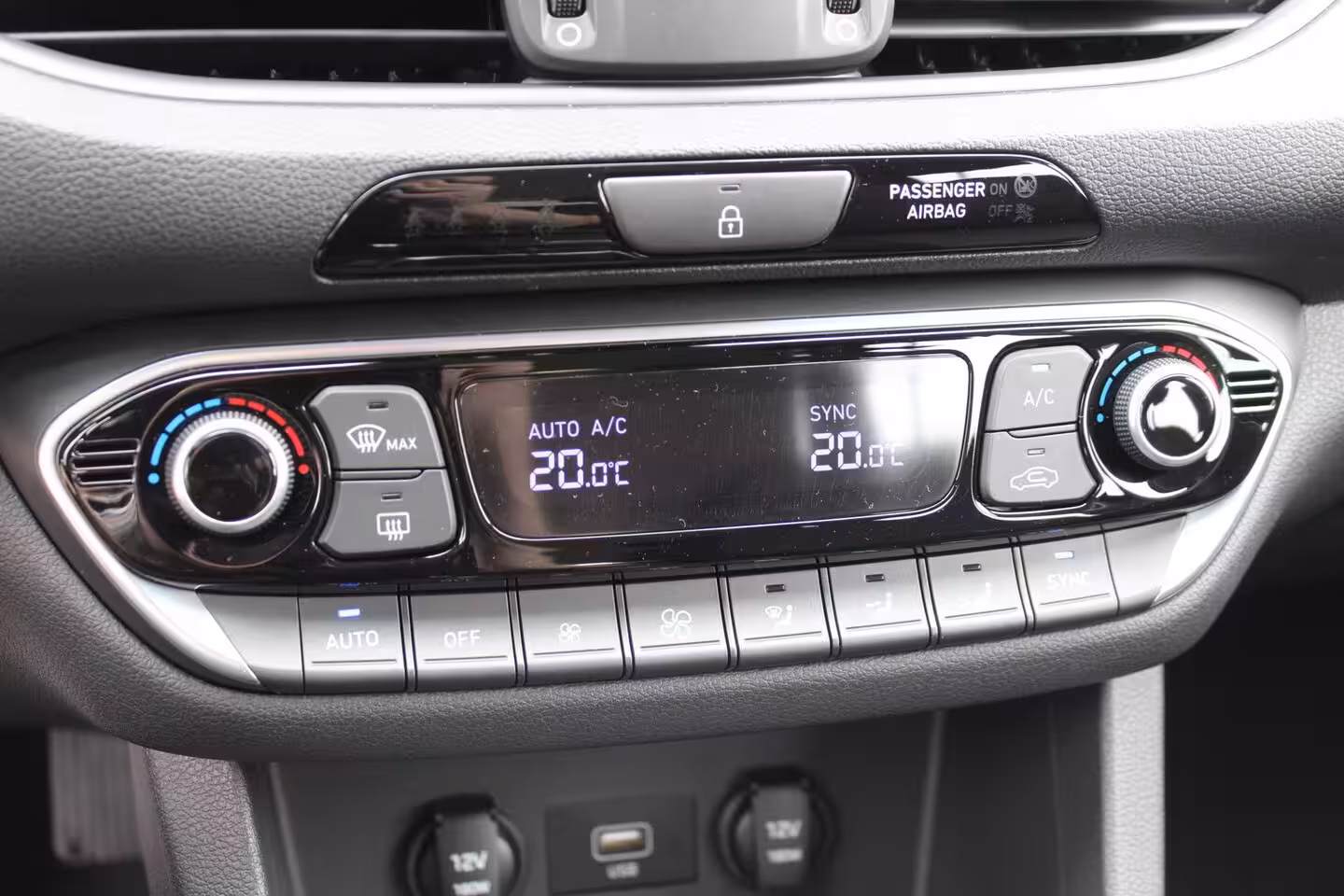 Hyundai i30 Wagon 1.0 T-GDi MHEV Comfort Smart / Navigatie + Apple Carplay/Android Auto / Climate Control /
