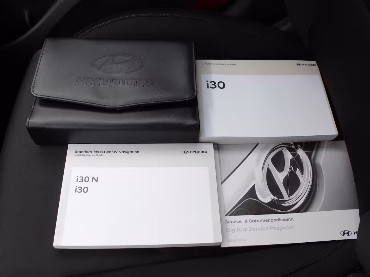 Hyundai i30 Wagon 1.0 T-GDi MHEV Comfort / Navigatie + Android Auto/Apple Carplay / DAB / Climate Control /