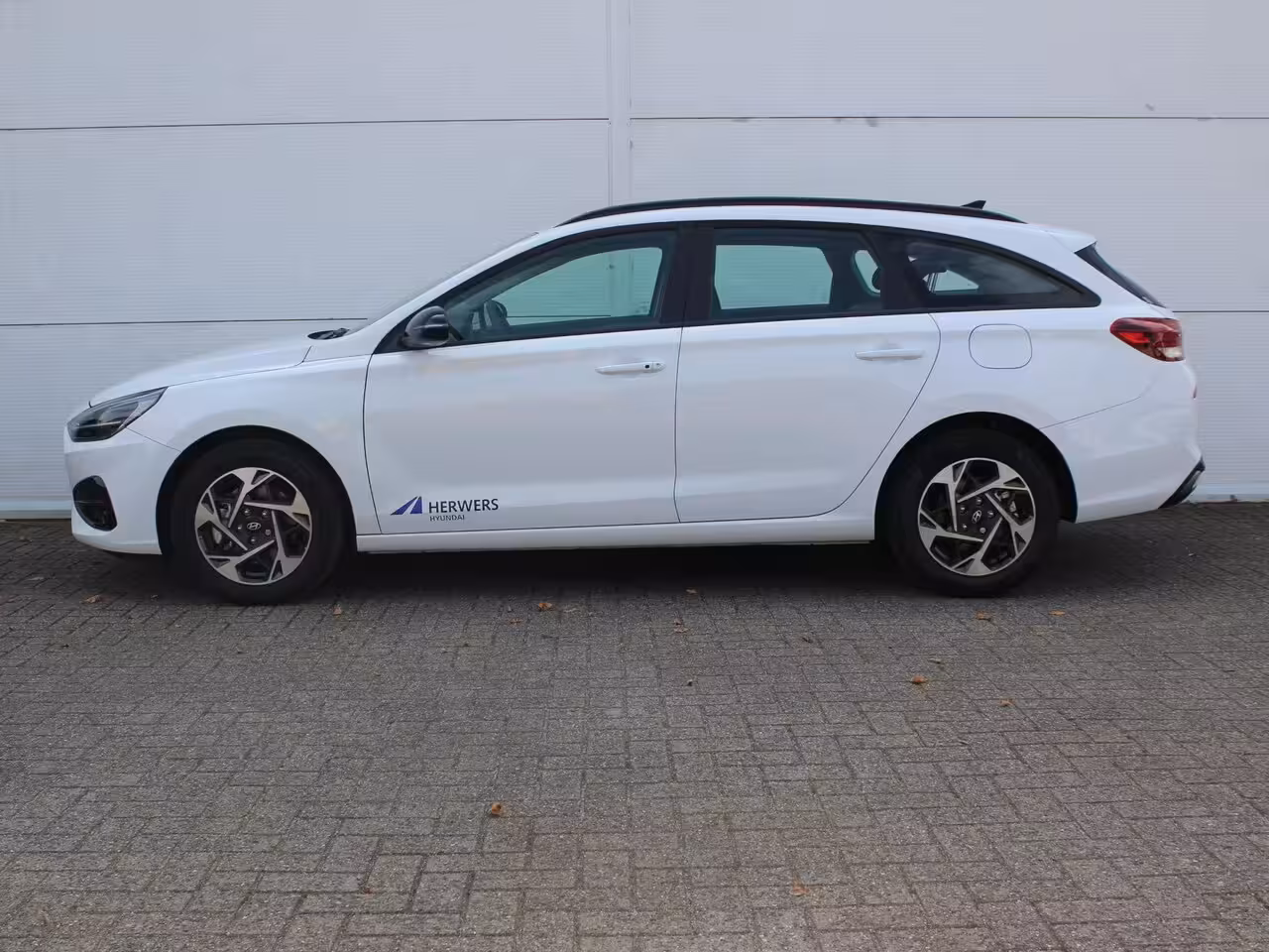 Hyundai i30 Wagon 1.0 T-GDi MHEV Comfort / Navigatie + Android Auto/Apple Carplay / DAB / Climate Control /