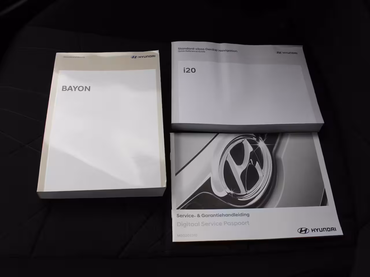 Hyundai Bayon 1.0 T-GDI Comfort Smart / Navigatie + Apple Carplay/Android Auto / Cruise Control / Achter