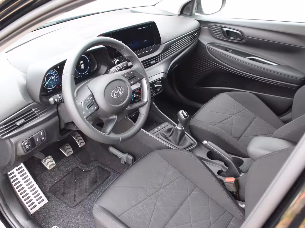 Hyundai Bayon 1.0 T-GDI Comfort Smart / Navigatie + Apple Carplay/Android Auto / Cruise Control / Achter
