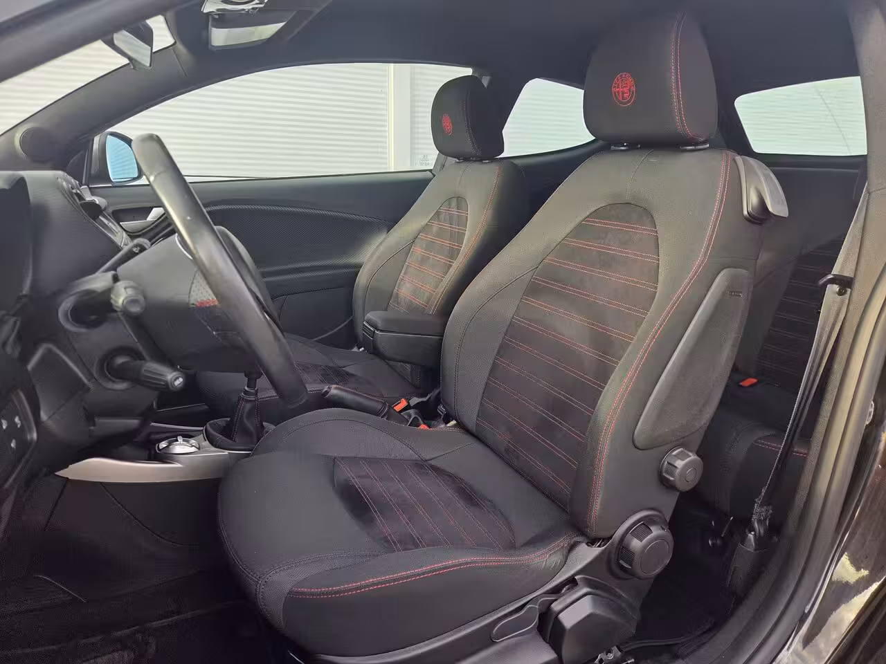 Alfa Romeo MiTo 0.9 TwinAir ECO Super / Cruise control / Dab / Hill hold / Parkeersensor achter