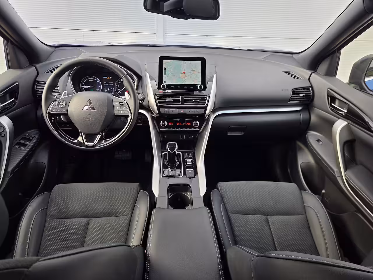 Mitsubishi Eclipse Cross 2.4 PHEV Business Executive Adaptive cruise control / apple carplay& android auto / Stoelv